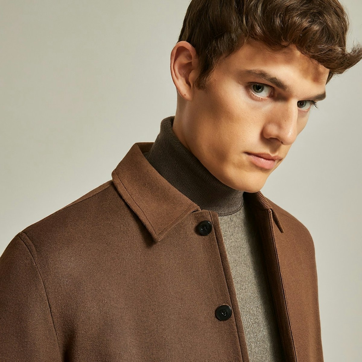  <span class="clr-acc">L’allure</span> au masculin. Habillez votre <span class="clr-acc">charisme</span>.