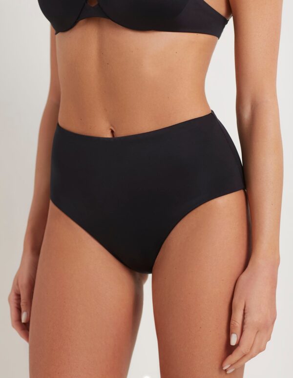 Essentials Femme Gainant Bas 1