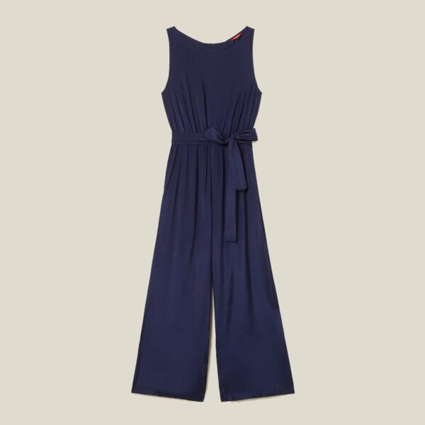 #Color_Navy