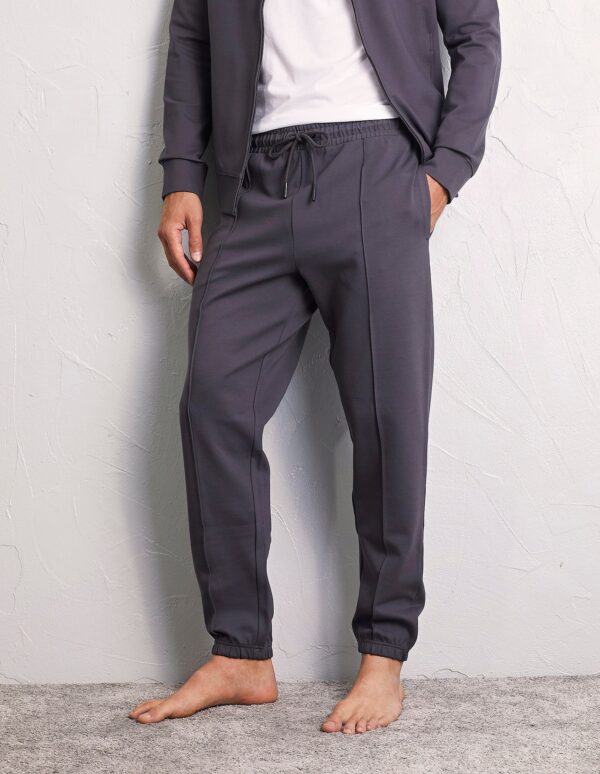 #color_dark grey
