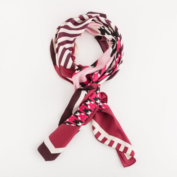#COLOR_BORDEAUX