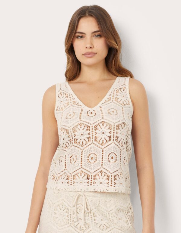 Hauts au crochet pour femmes