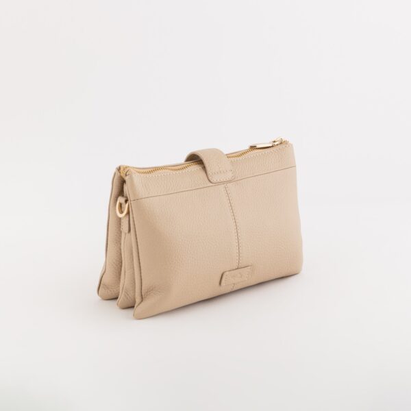 #COLOR_BEIGE