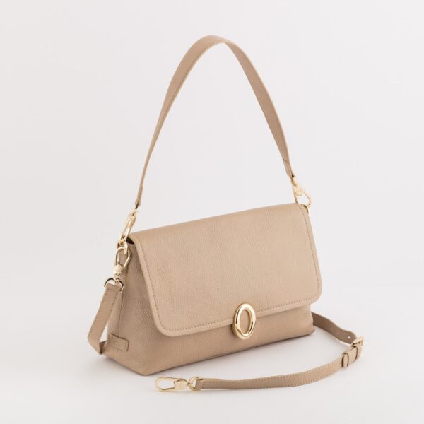 #COLOR_BEIGE