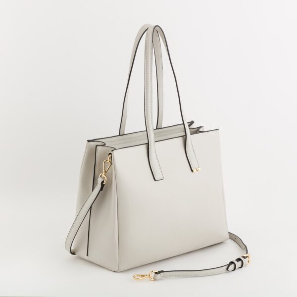 #COLOR_OFF WHITE
