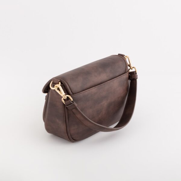 #Color_Brown