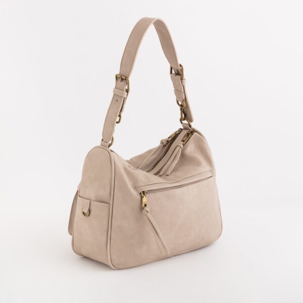 #Color_Beige