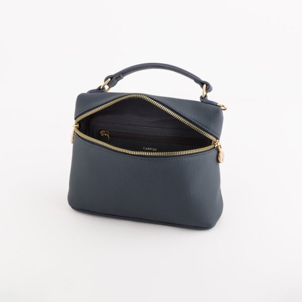 #COLOR_NAVY BLUE