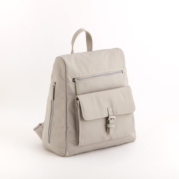#COLOR_BEIGE