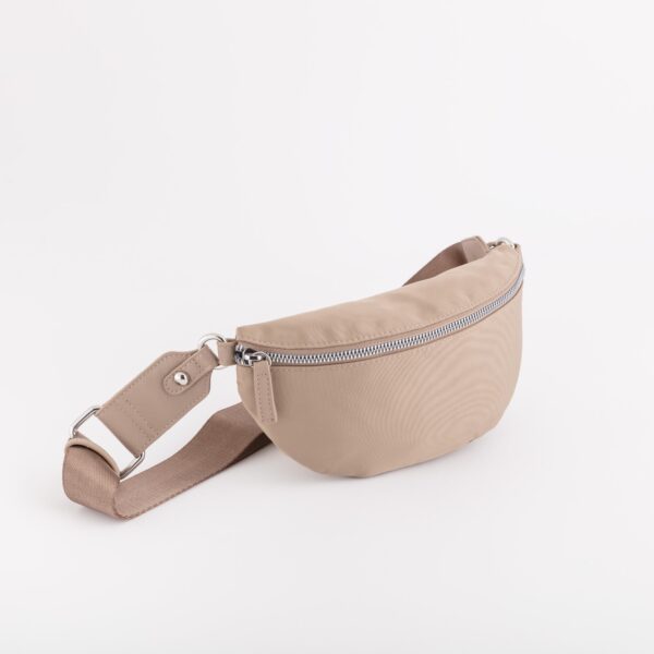 #COLOR_BEIGE