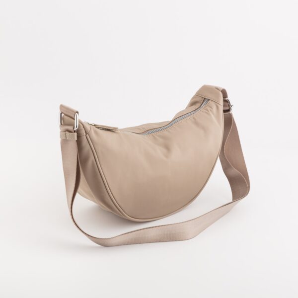 #Color_Beige
