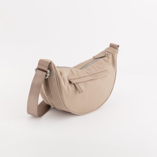 #Color_Beige