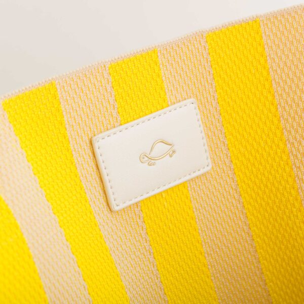 #COLOR_YELLOW