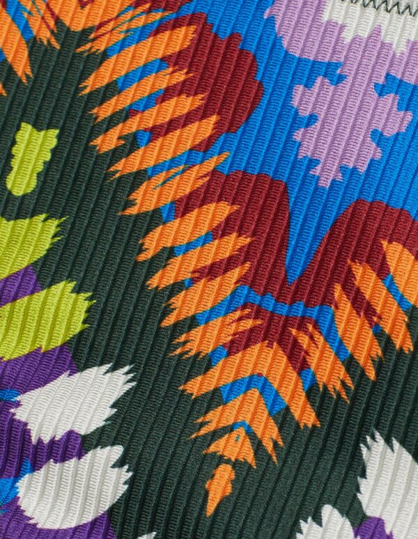 #COLOR_MULTICOLOR