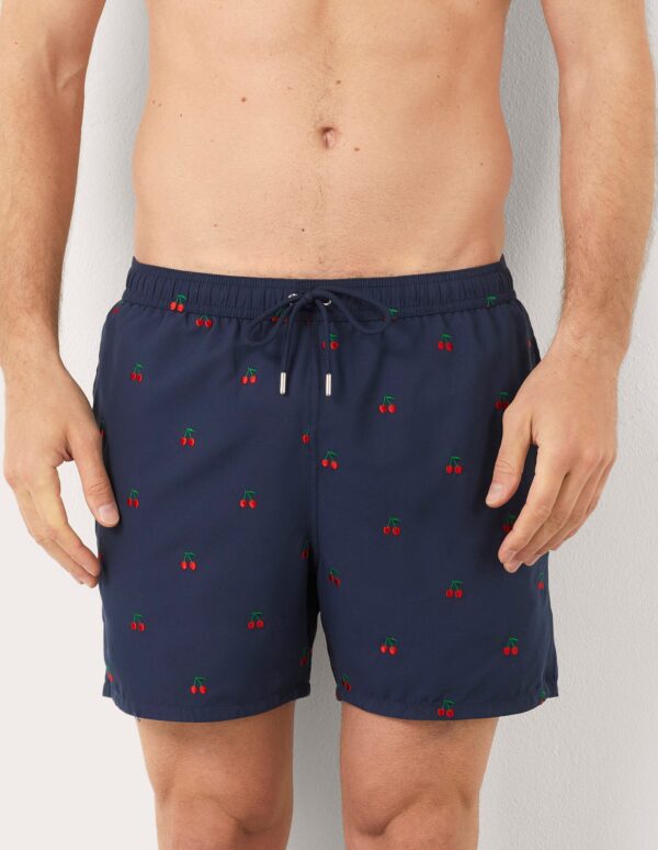 Short humoristique avec le slogan « I Man »