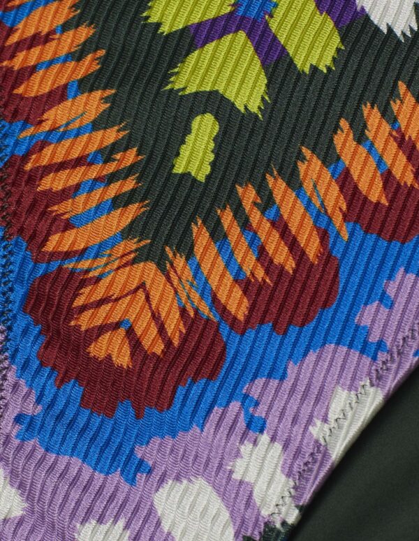 #COLOR_MULTICOLOR