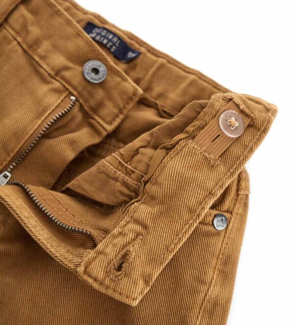 #COLOR_BEIGE