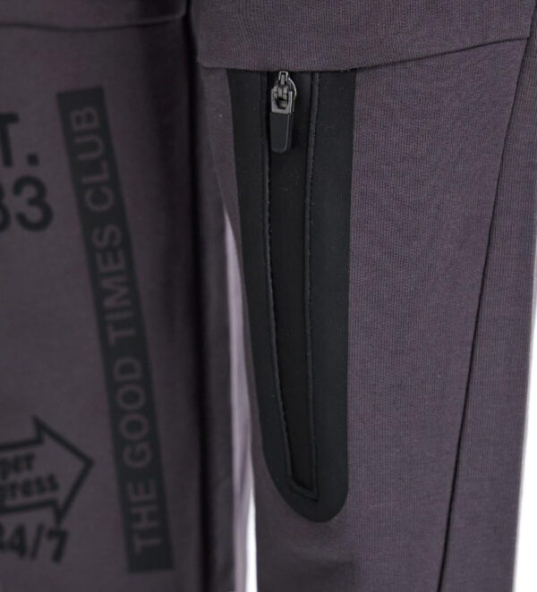 #COLOR_DARK GREY