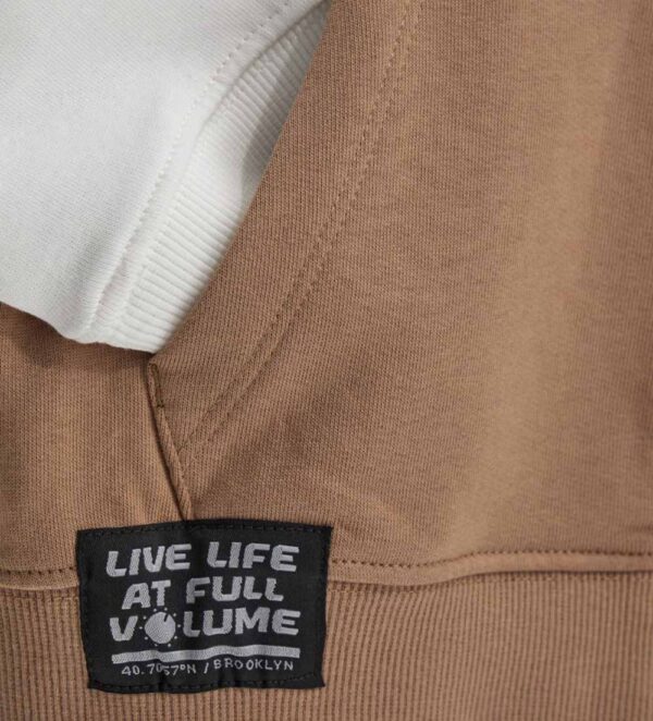 #COLOR_BROWN