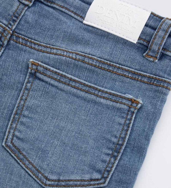 #COLOR_DENIM