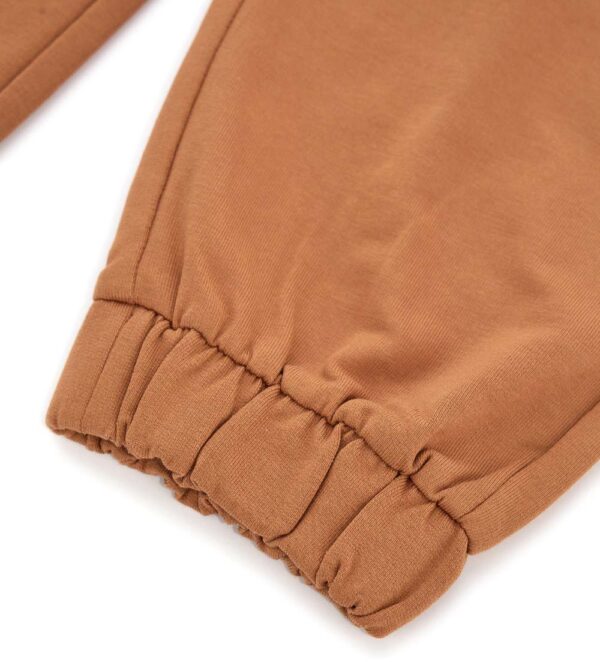 #COLOR_BROWN