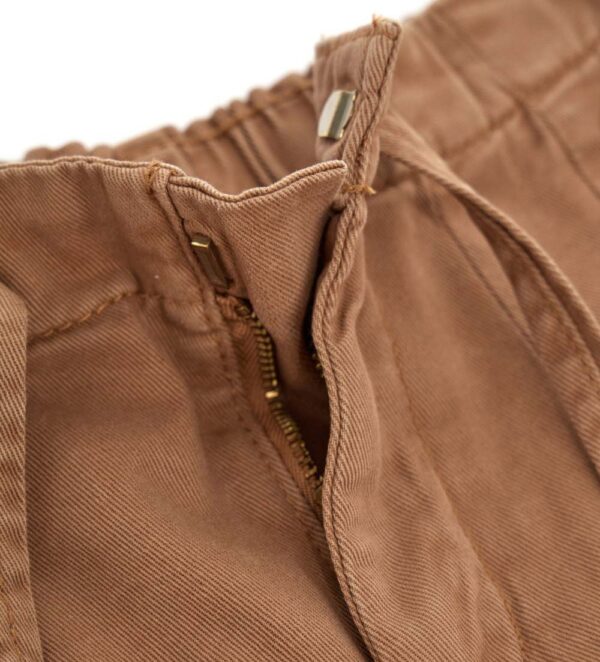 #COLOR_BROWN