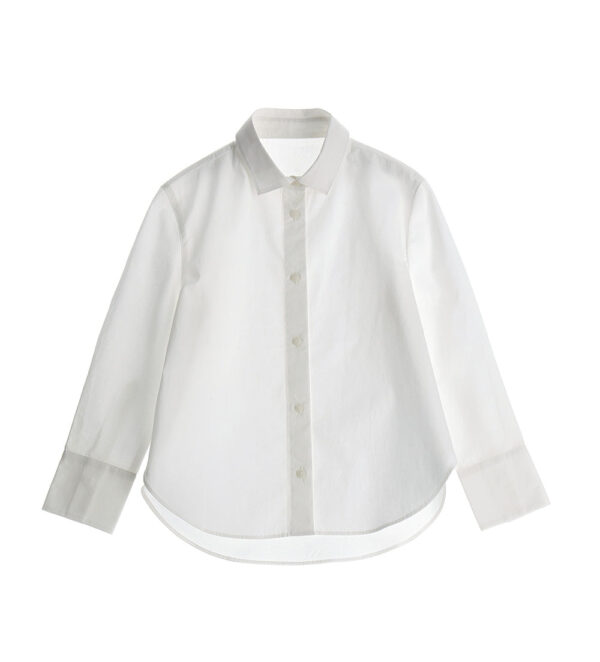 Chemise fille automne en ville avec col inversé