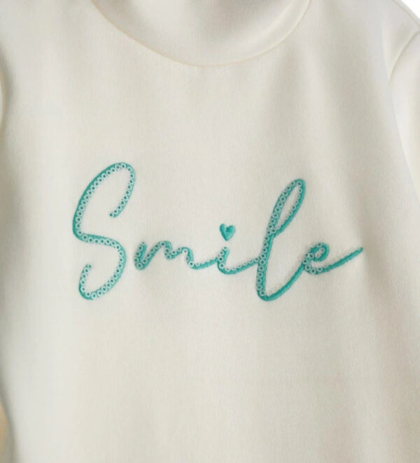 #COLOR_OFF WHITE