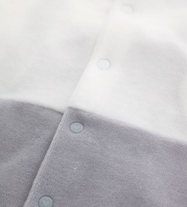 #COLOR_GREY