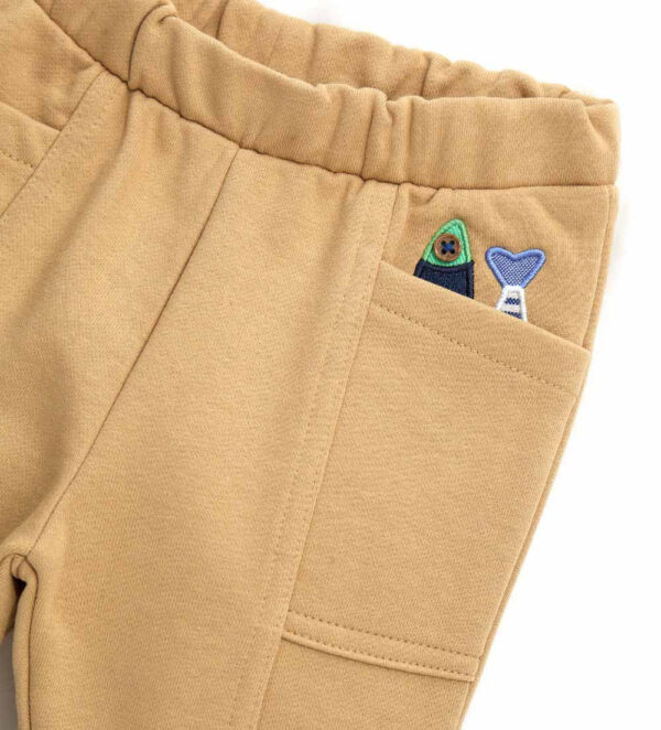 #COLOR_BEIGE