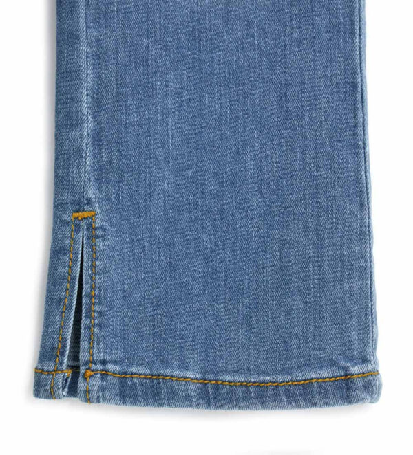 Capsule Denim Girl Flare Jeans avec fentes – Image 3