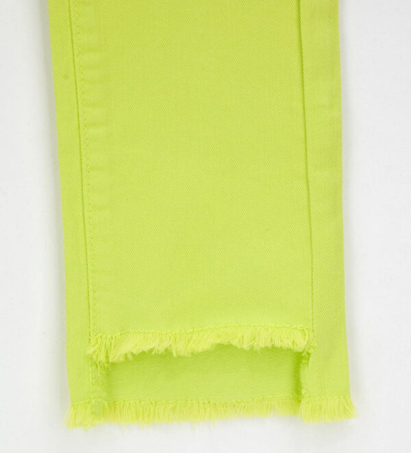 #COLOR_YELLOW