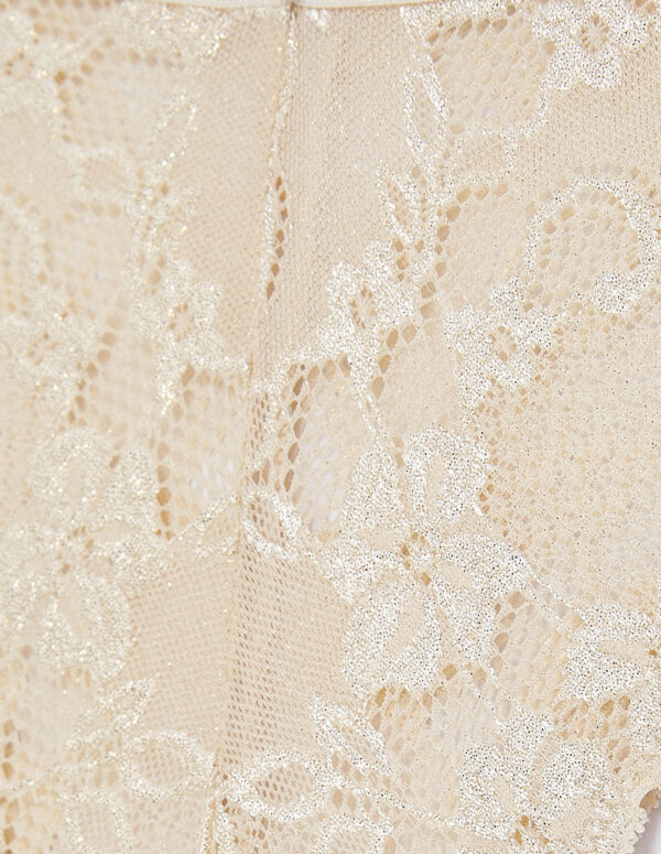 #COLOR_BEIGE
