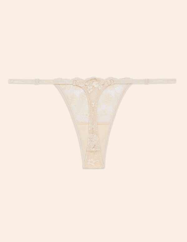 #COLOR_BEIGE