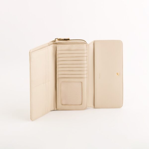 #COLOR_OFF WHITE