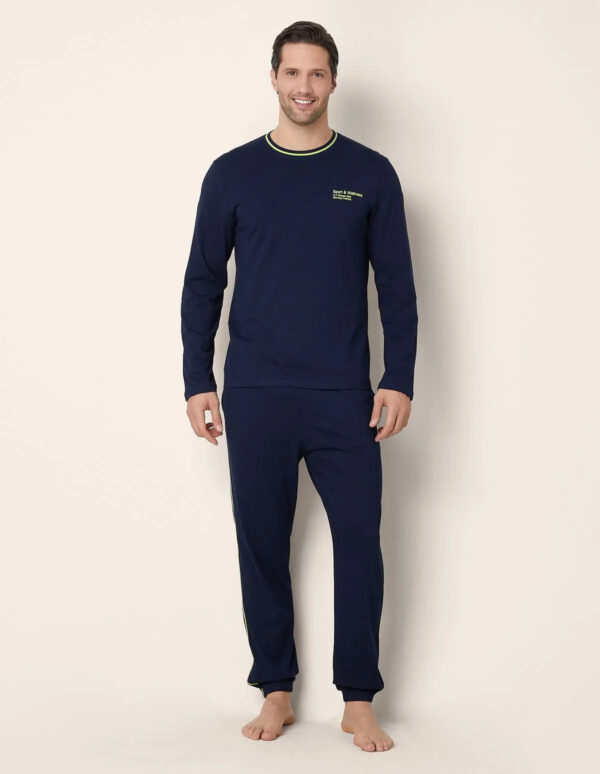 #COLOR_NAVY