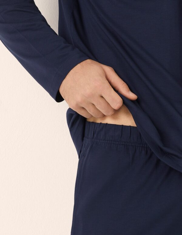 #COLOR_DARK BLUE