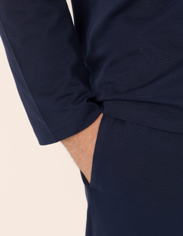#COLOR_DARK BLUE