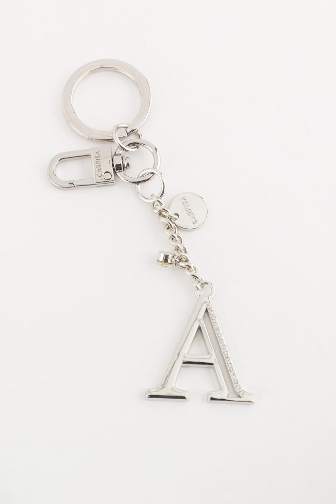 Porte-clés en métal Glare Letters Keycha pour femme 1