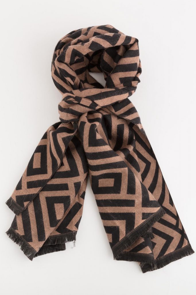 Tissu pour foulard suisse pour femme