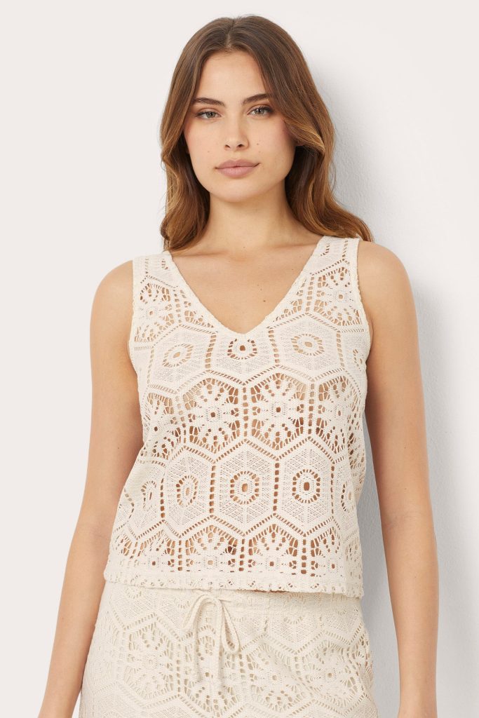 Hauts au crochet pour femmes