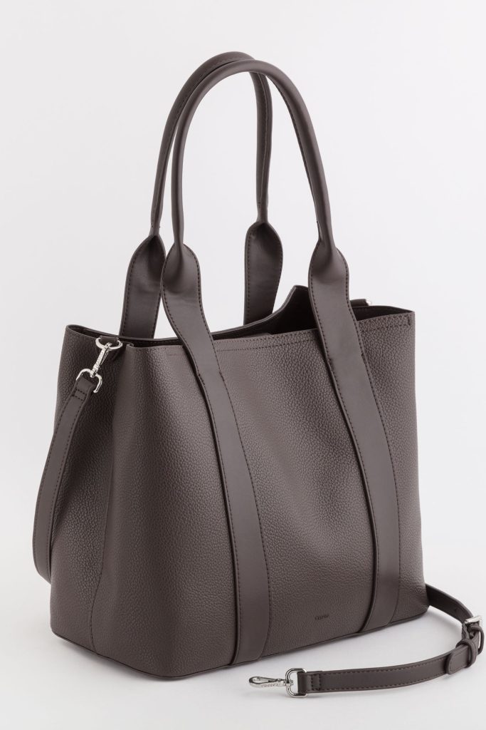 Edvige V1 Shopping d’hiver