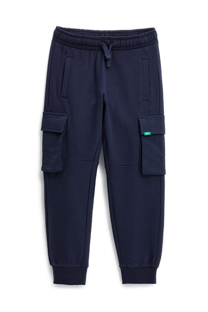 Procurez-vous votre pantalon Greens Boy avec de grandes poches