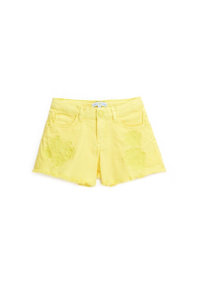 Short d’été lumineux pour fille avec broderie