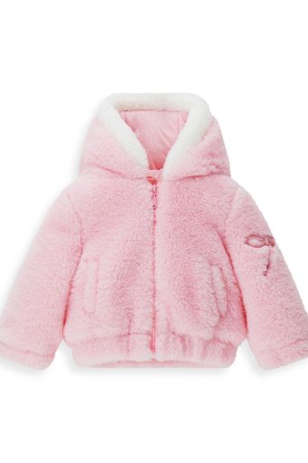 Douceur des tons pour nouveau-nés. Manteaux et vestes