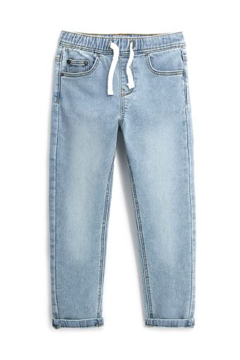 Capsule Denim Boy Jeans avec dentelle