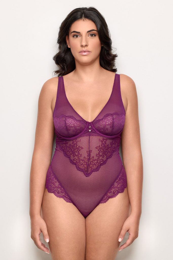 Body accrocheur en dentelle à volants + filet pour femme