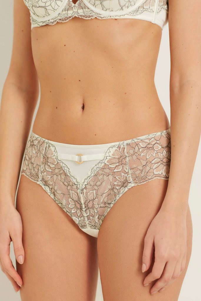 Bas taille haute pour femme élégante