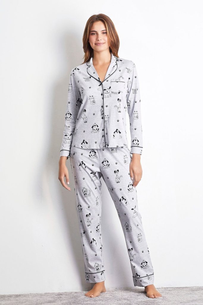Pyjama long pour femme Best Friends avec ouverture sur le devant